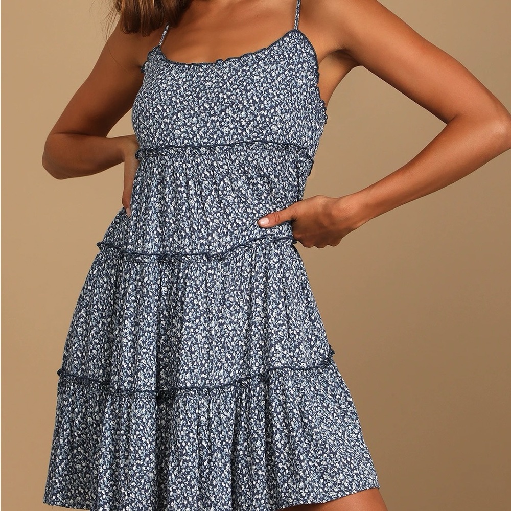 Lulus blue floral swing dress size M
